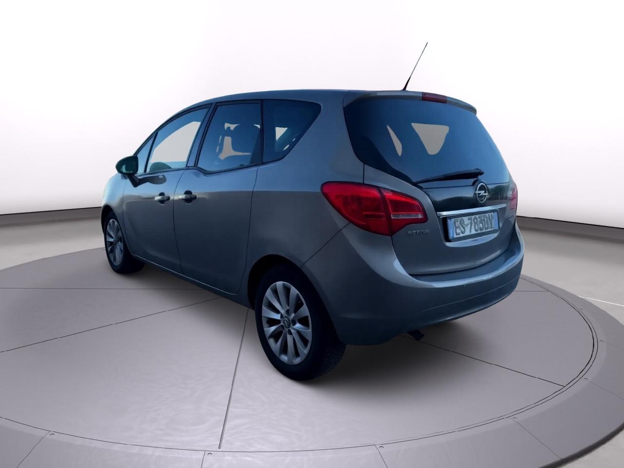Opel Meriva 1.3 CDTI anno 2014 neo patentati