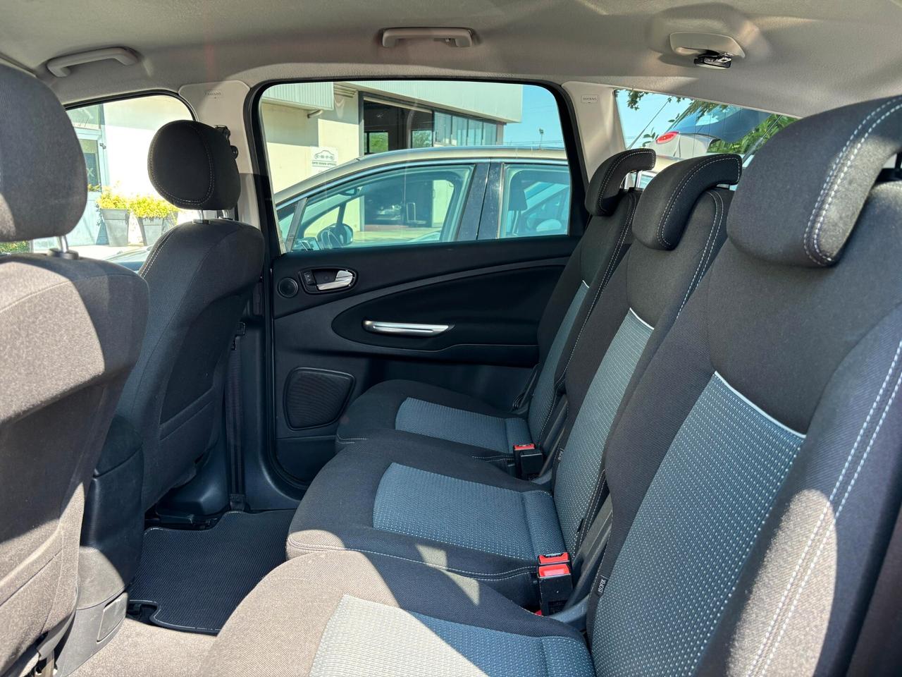 Ford S-Max 2.0 Diesel Cambio Automatico 7 posti Neopatentati