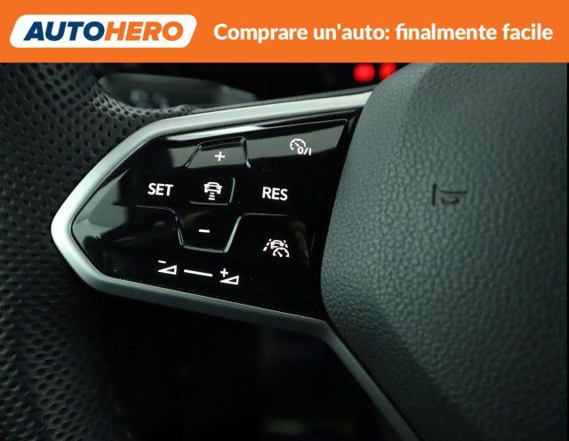 VOLKSWAGEN Golf 1.5 eTSI 150 CV EVO ACT DSG R-Line