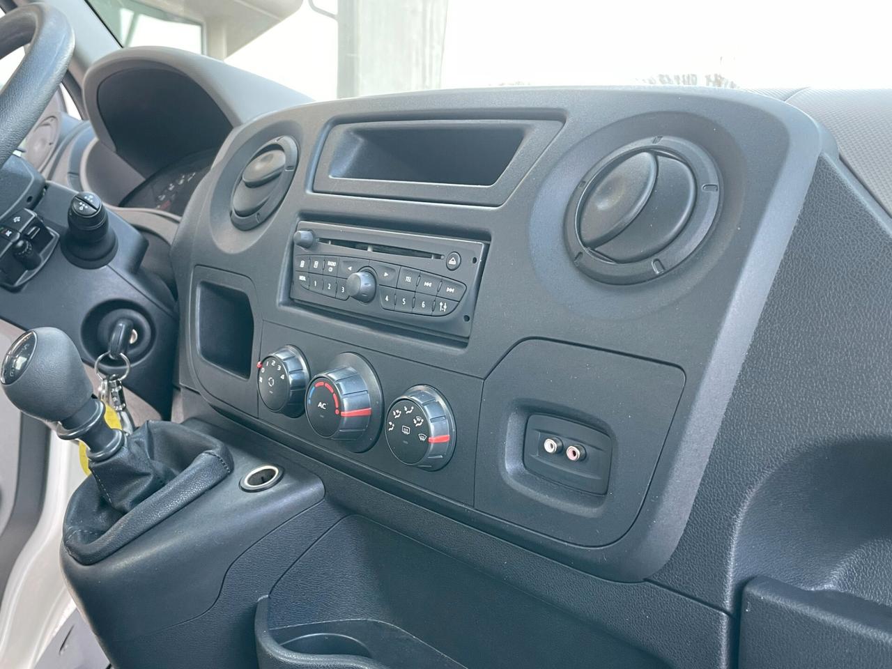 Renault Master 2.3dci 145cv CARROATTREZZI COMEAR