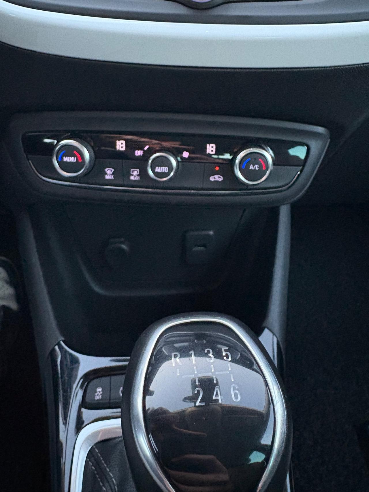 Opel Crossland 1.5 Design&Tech UNICO PROPRIETARIO