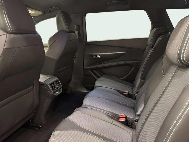 PEUGEOT 5008 Hybrid 136 e-DCS 6 Allure 7/Posti