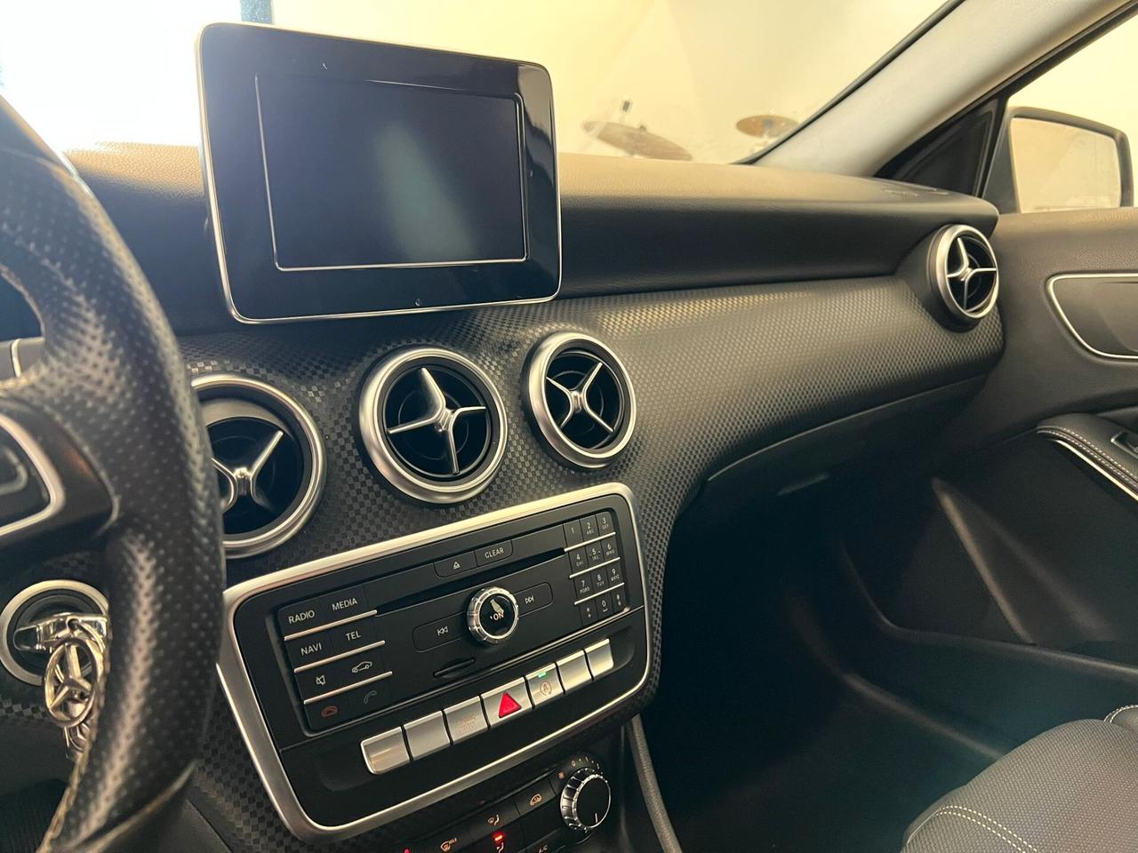 Mercedes-benz A 180 d Automatic Premium 2016