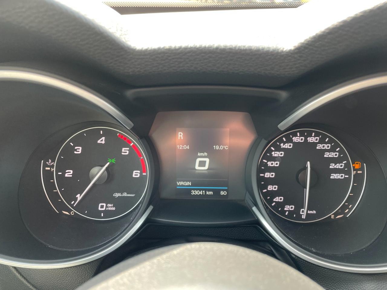 Alfa Romeo Stelvio 2.2 Turbodiesel 160 CV AT8 RWD Business IVA ESPOSTA