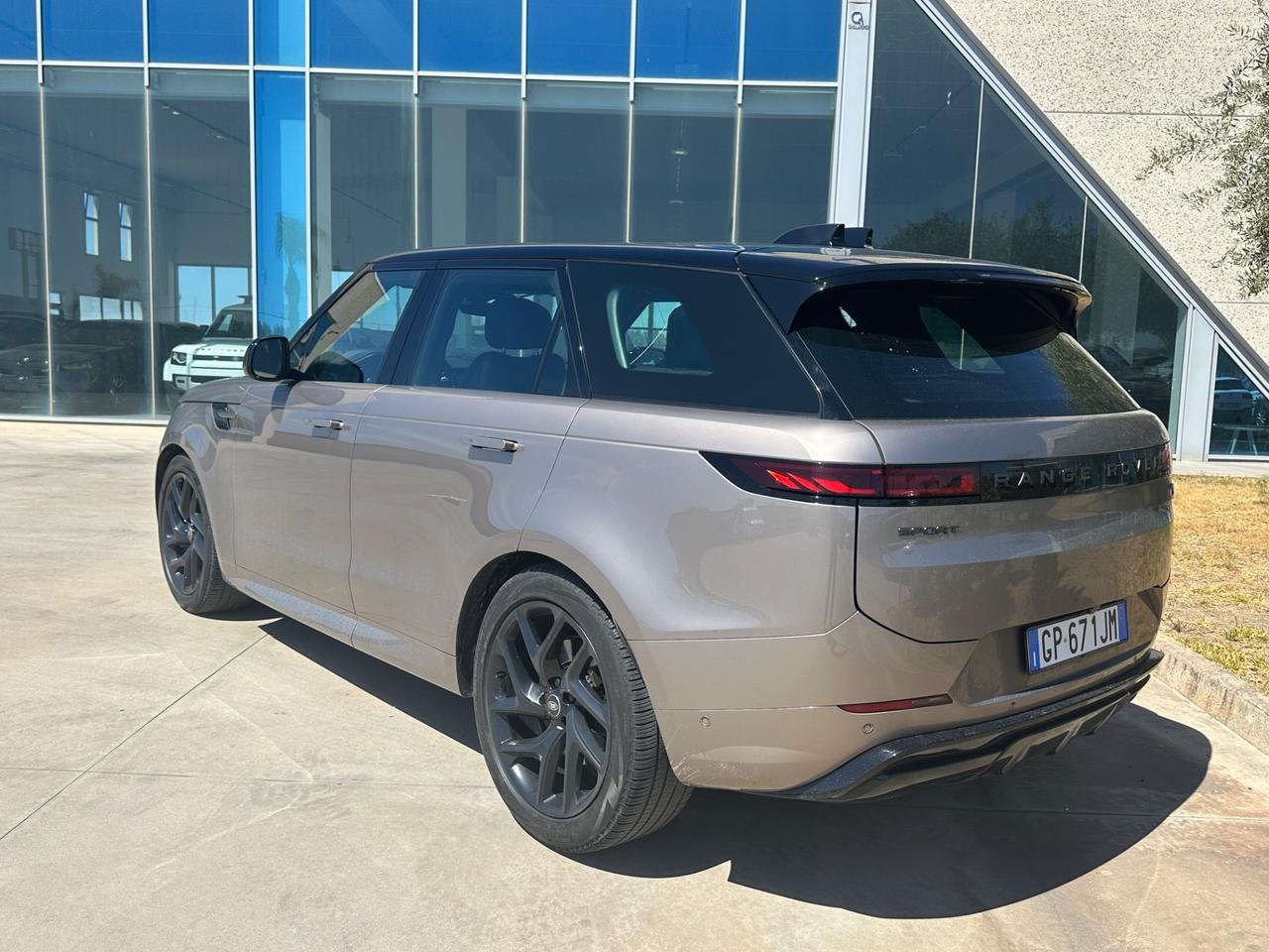Range Rover Sport 3.0d SE 250cv possibilità noleggio no scoring