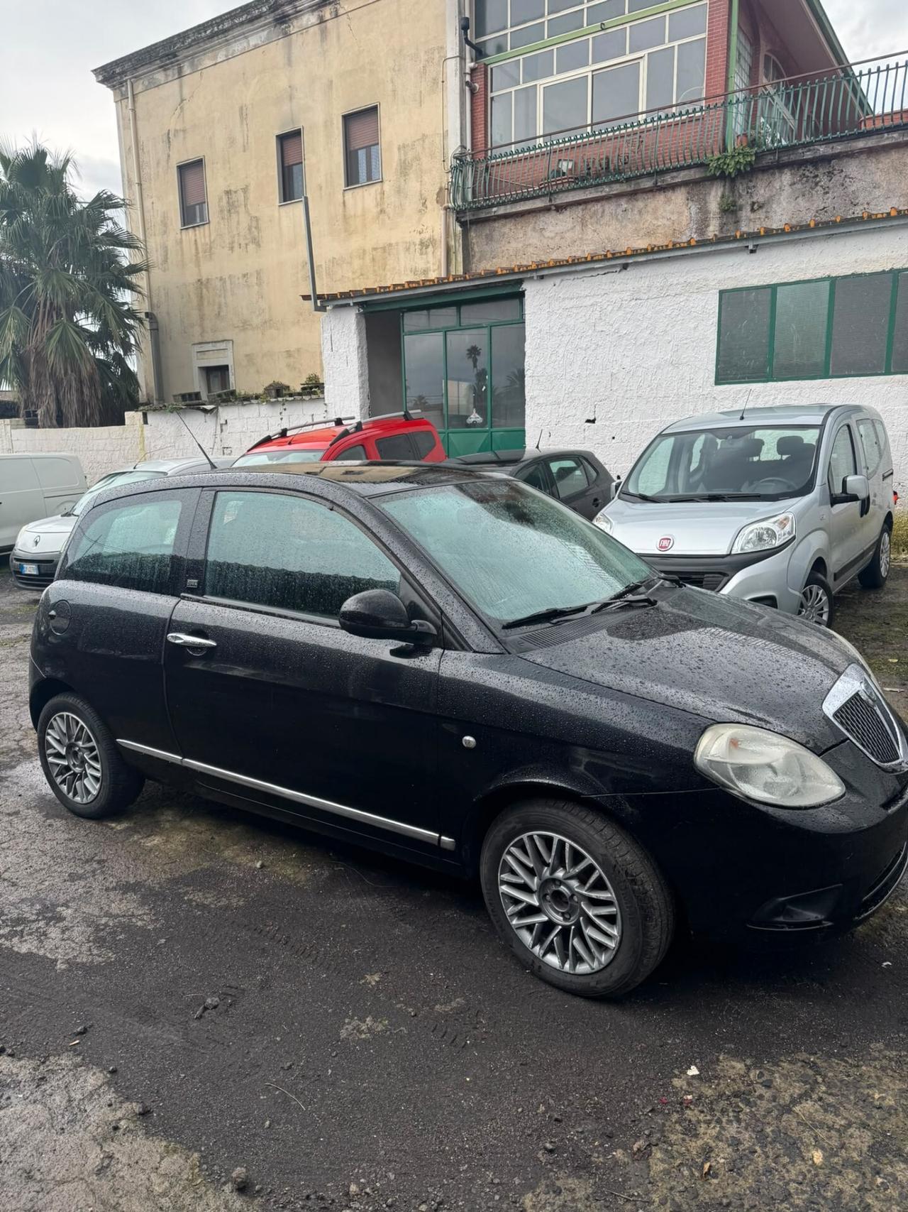 Lancia Ypsilon 1.3 MJT 75 CV Diva