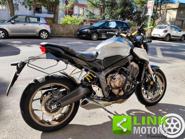 HONDA CB 650 R SOLO 8500KM