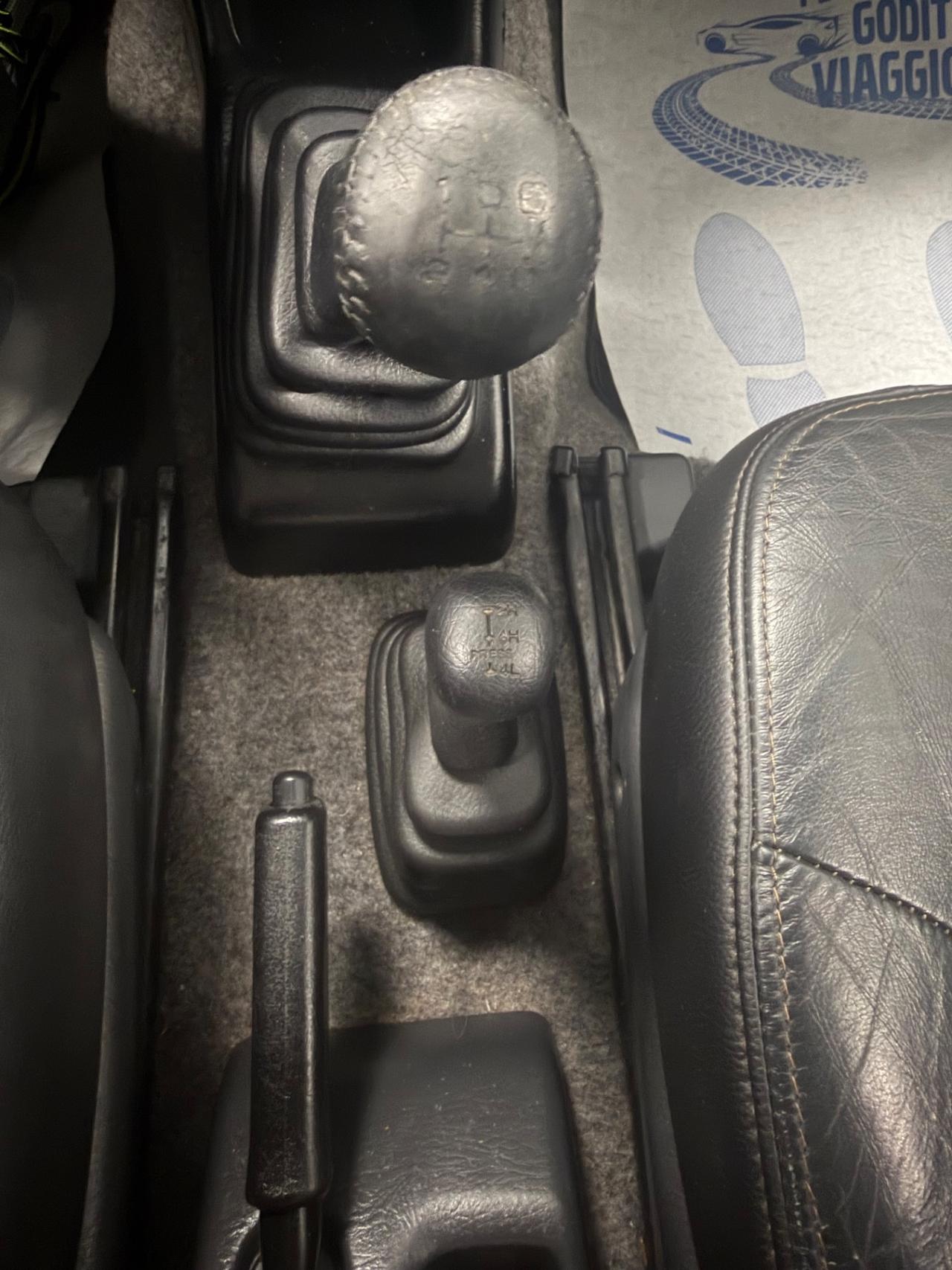 Suzuki Jimny 1.3i 16V cat 4WD JLX Special