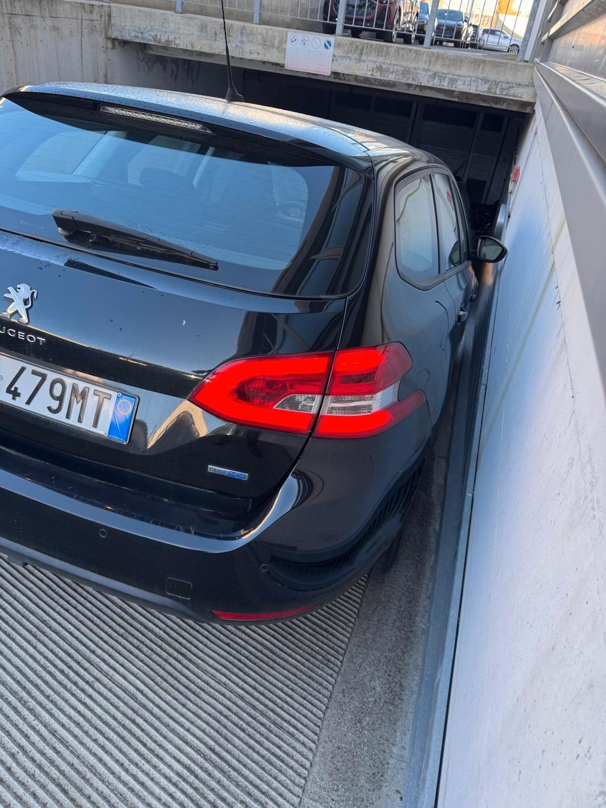 Peugeot 308 BlueHDi 100 S&S SW Business