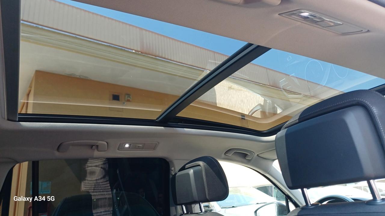 Volkswagen Tiguan 1.6 TDI R-LINE TETTO APRIBILE