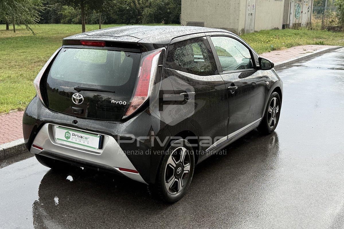 TOYOTA Aygo 1.0 VVT-i 69 CV 5 porte x-cool