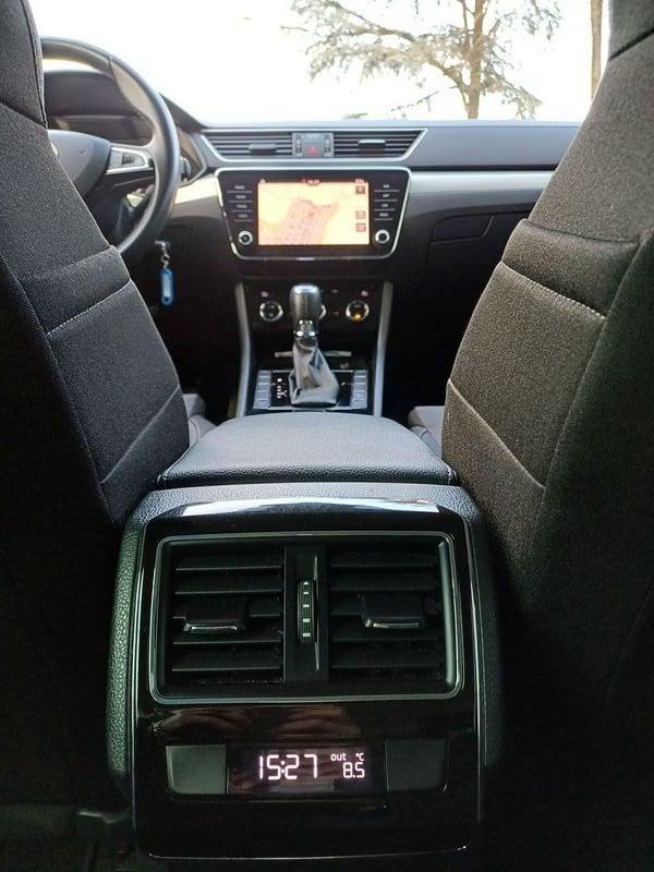 Škoda Superb 2.0 TDI SCR 110KW STYLE DSG GARANZIA - IVA ESPOSTA