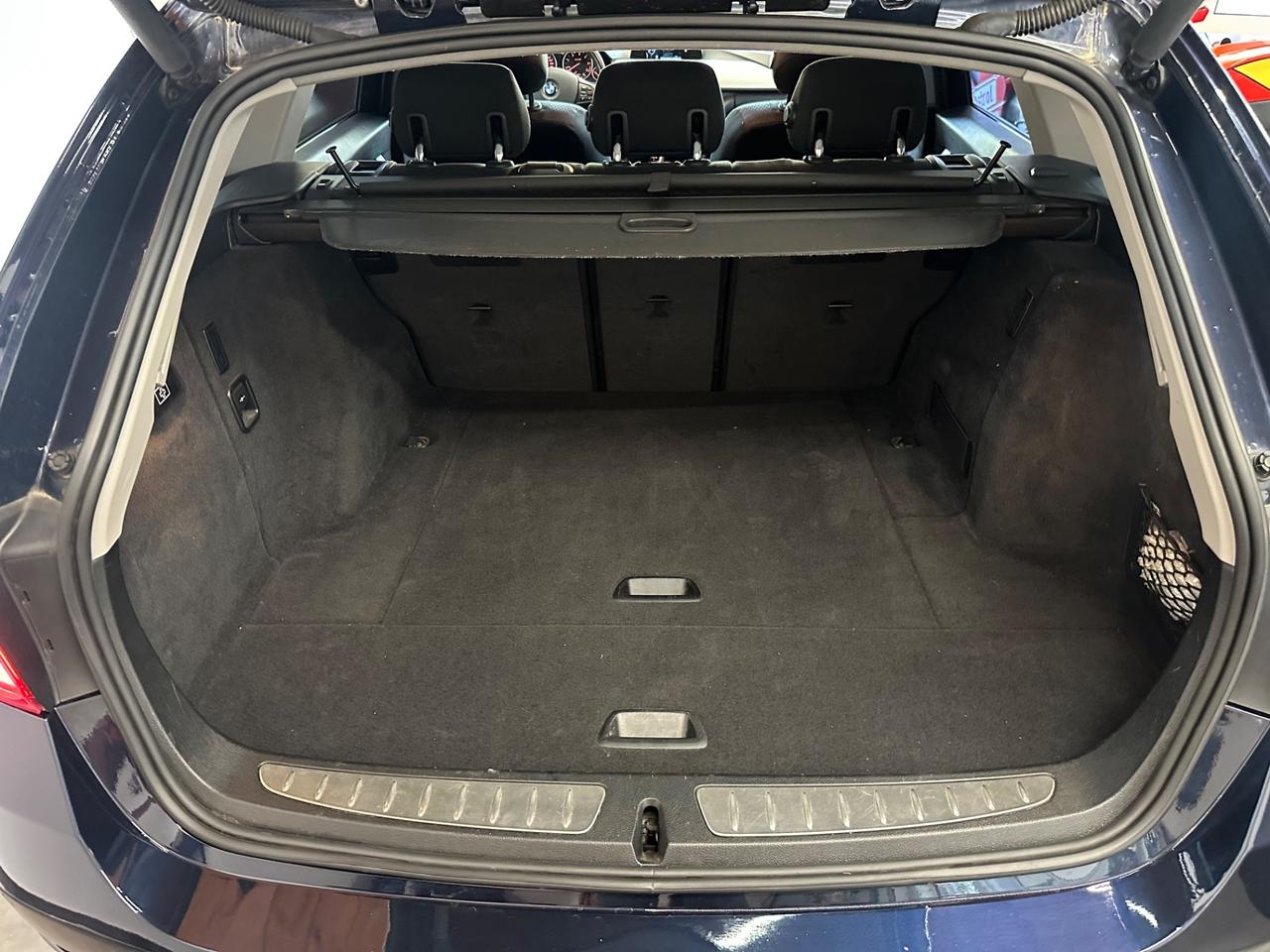 Bmw 320d Touring - distribuzione nuova - GARANZIA