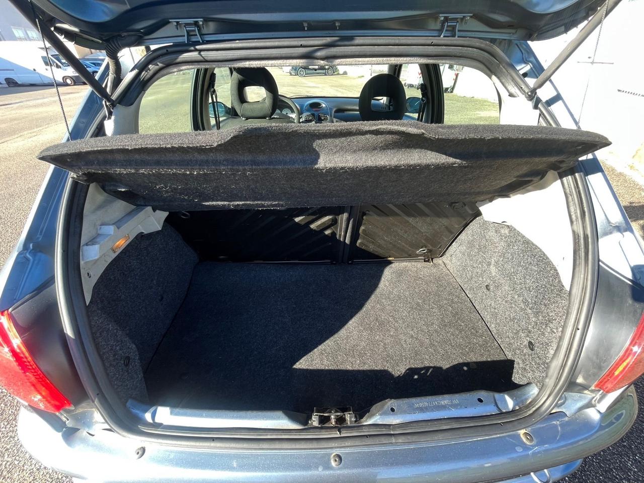 Peugeot 206 1.4 HDi 5p. Enfant Terrible