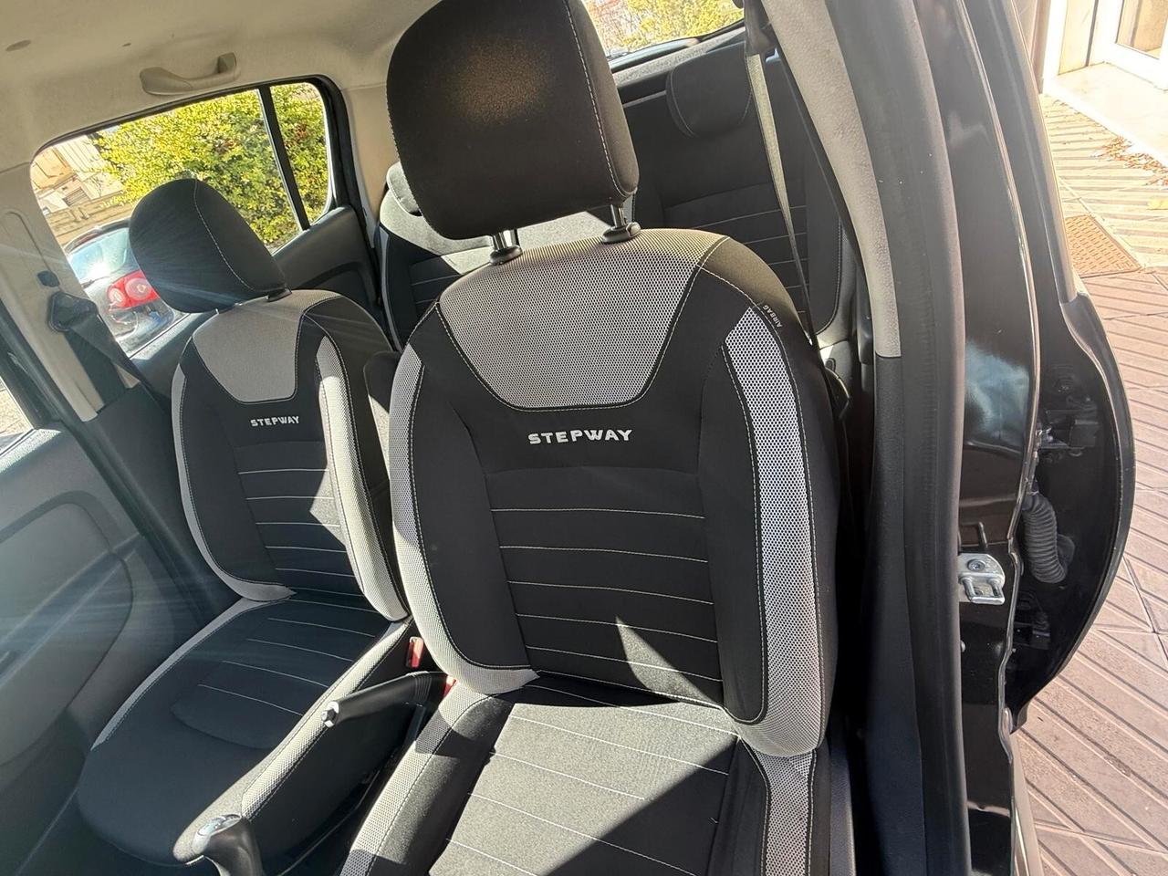 Dacia Sandero Stepway 1.5 Blue dCi 95 CV Comfort