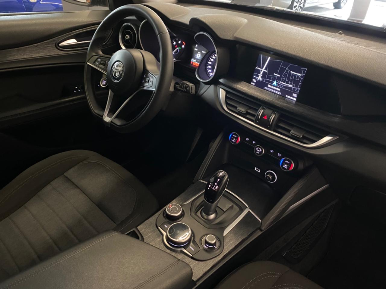 Alfa Romeo Stelvio 2.2 160