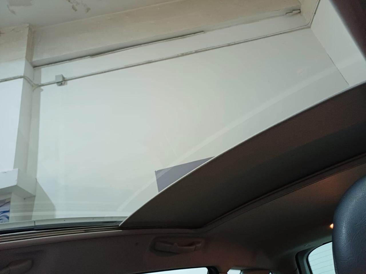 Peugeot 207 SW 1.6 HDi TETTO PANORAMICO - 2012