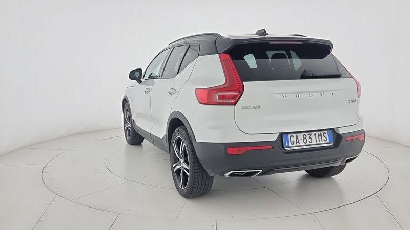 Volvo XC40 T5 Recharge Plug-in Hybrid R-design