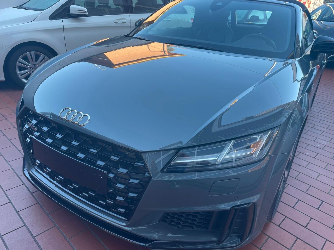 Audi TT Roadster 45 TFSI quattro S tronic COMPETITION