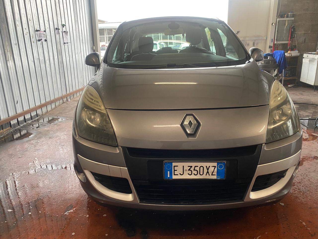 Renault Scenic XMOD 1.5 dCi 110CV Dynamique