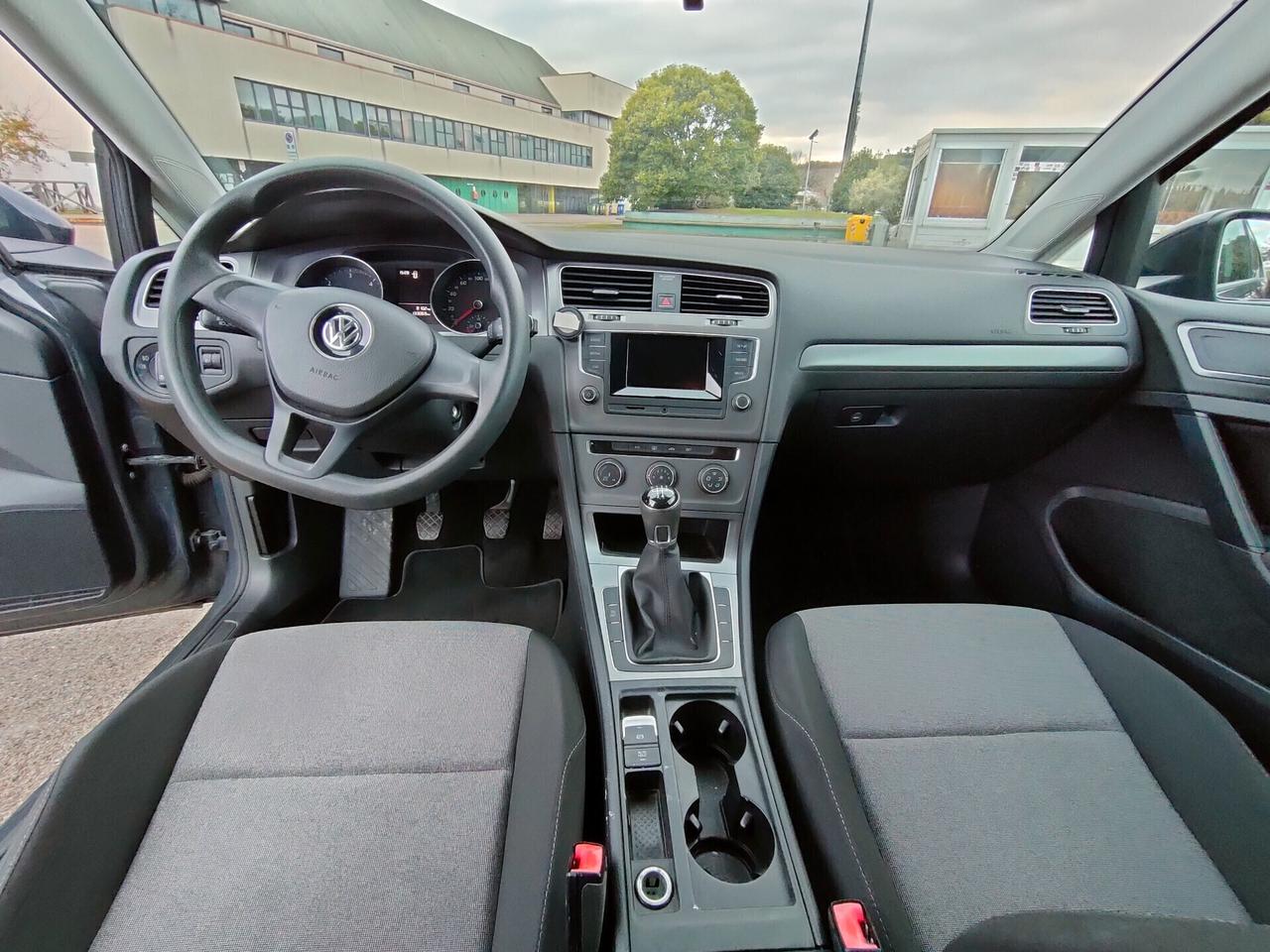 Volkswagen Golf 1.6 TDI PROMO