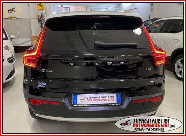 VOLVO XC40 T3 Geartronic Momentum Pro