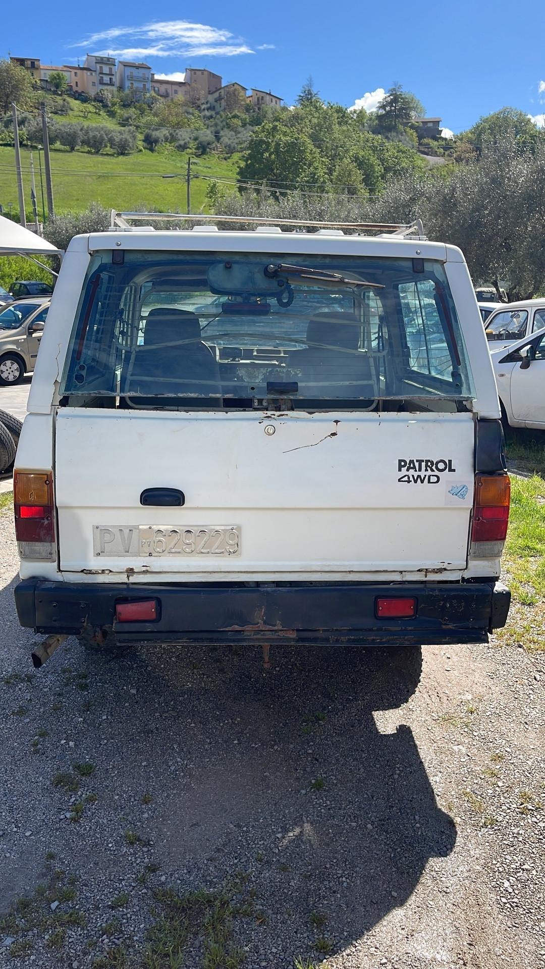 Nissan Spagna Patrol K 2.8 diesel Hard-top autocarro