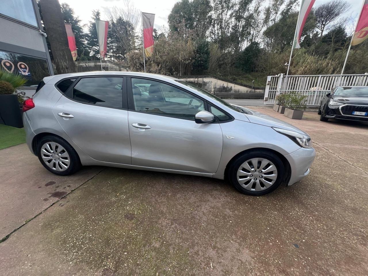 Kia Ceed cee'd 1.4 CVVT 5 porte Active