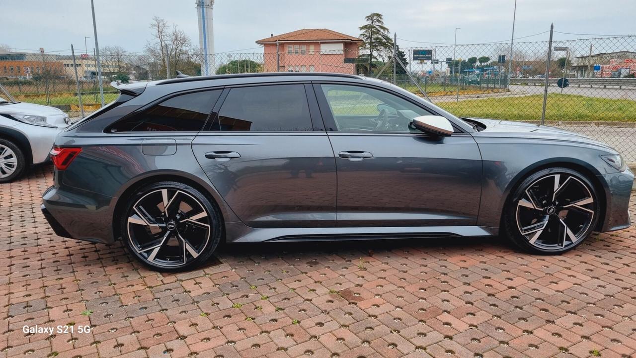 Audi RS6 Audi RS6 Avant 4.0 MHEV V8 quat B&O Pano Pack Dynamic Plus