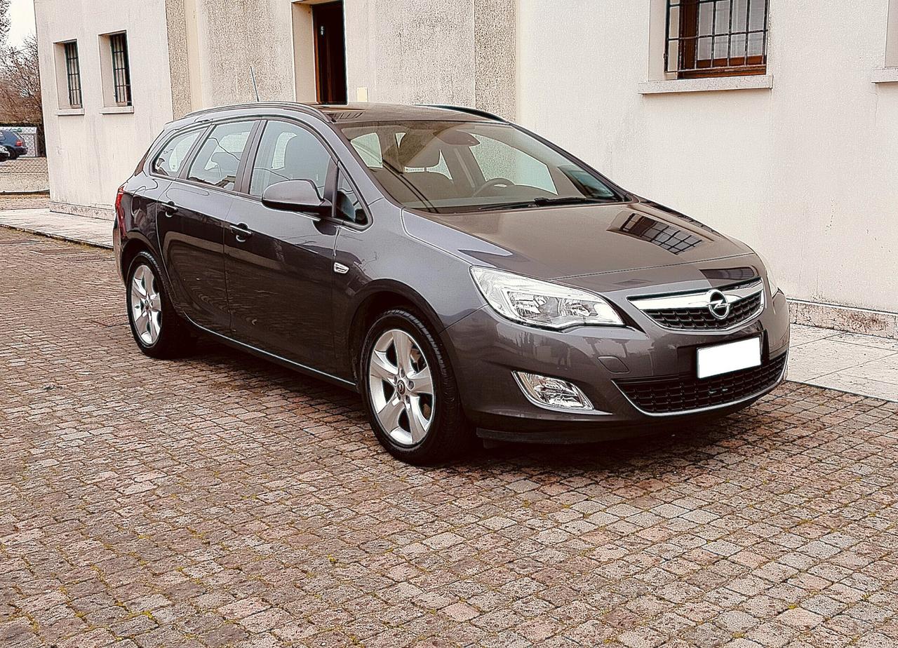 Opel Astra 1.7 CDTI 110CV Sports Tourer Elective