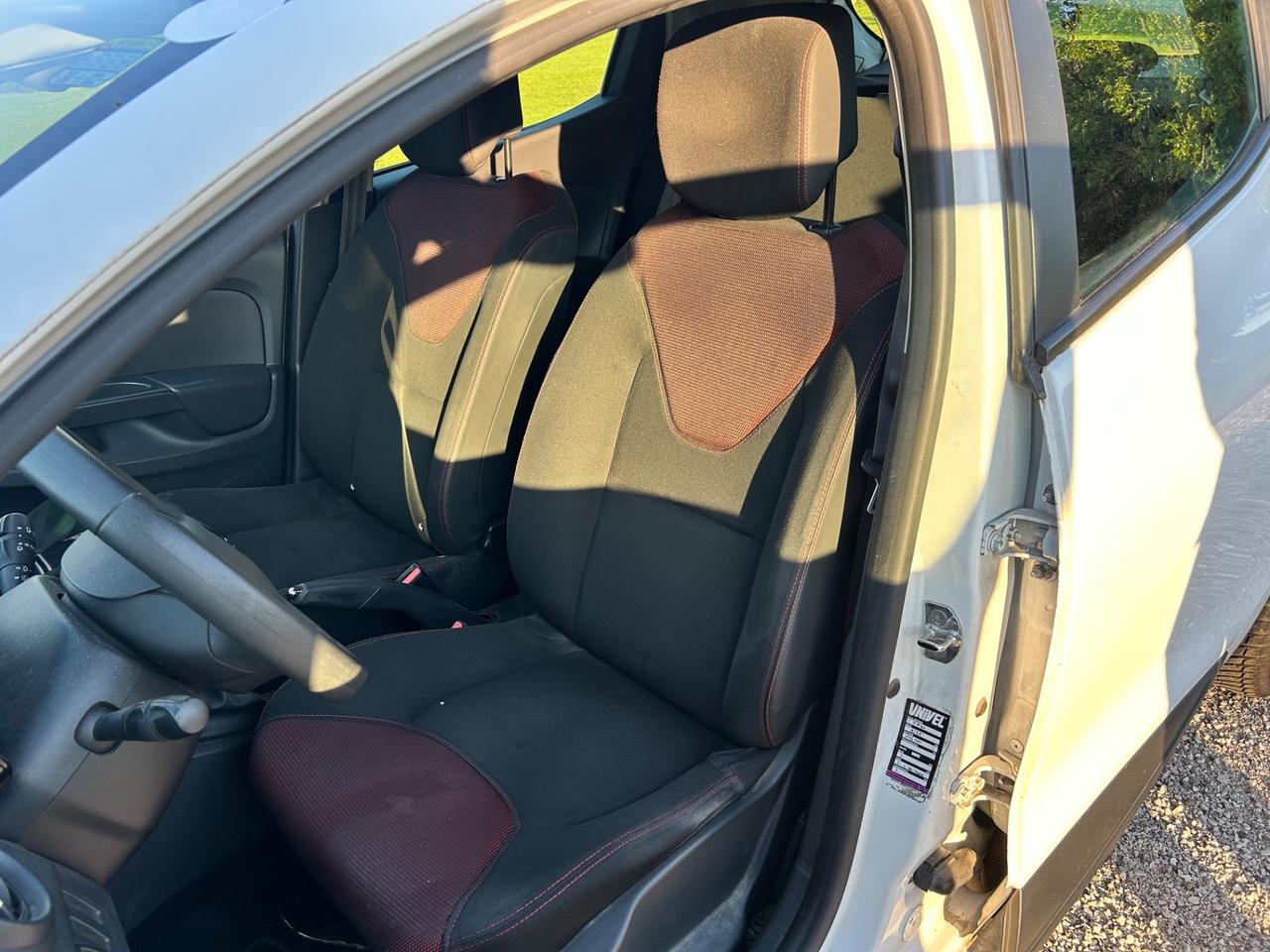 Renault Clio 1.5 dCi 75CV