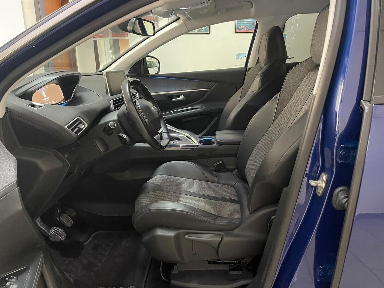 Peugeot 3008 BlueHDI 130 CV S&S Allure