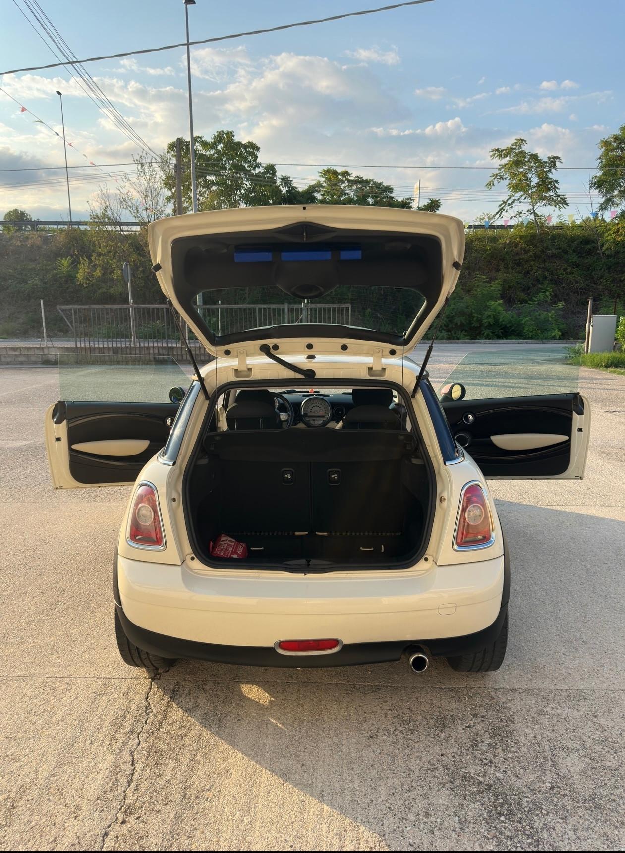 Mini 1.6 16V One D