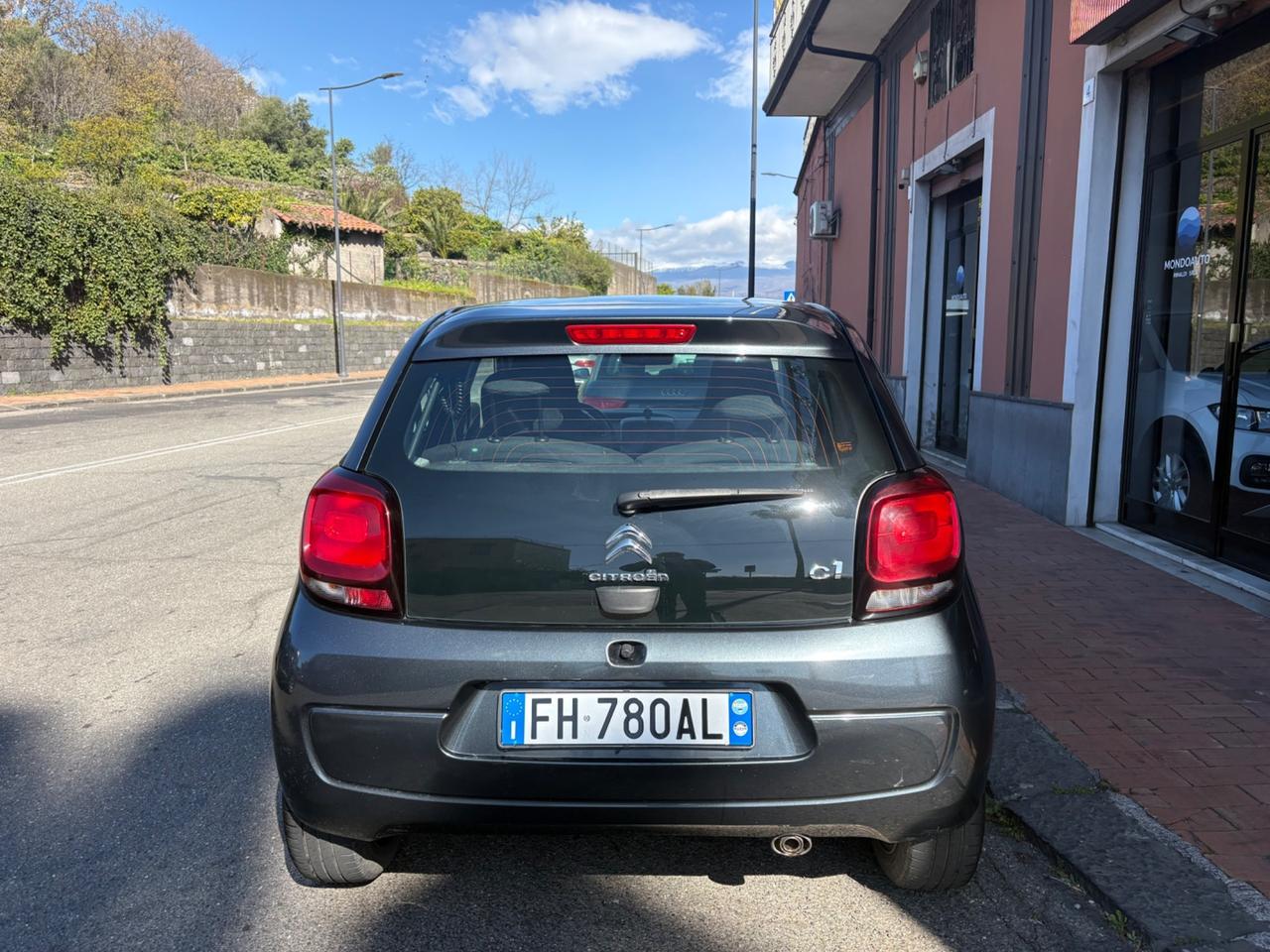 Citroen C1 VTi 68 Automatica 5 porte Shine 2017