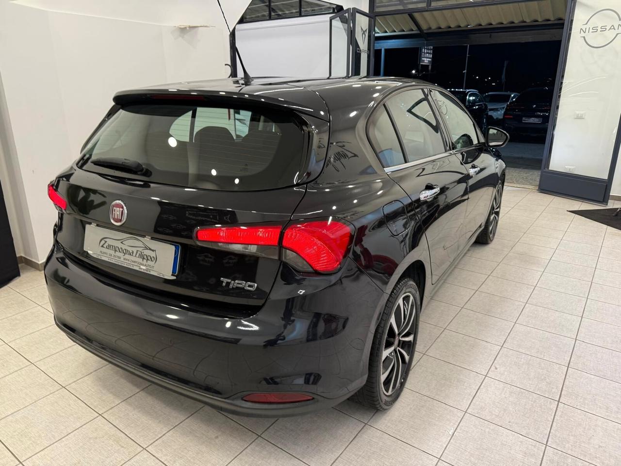 Fiat Tipo 1.6 Mjt S&S DCT Lounge 2017