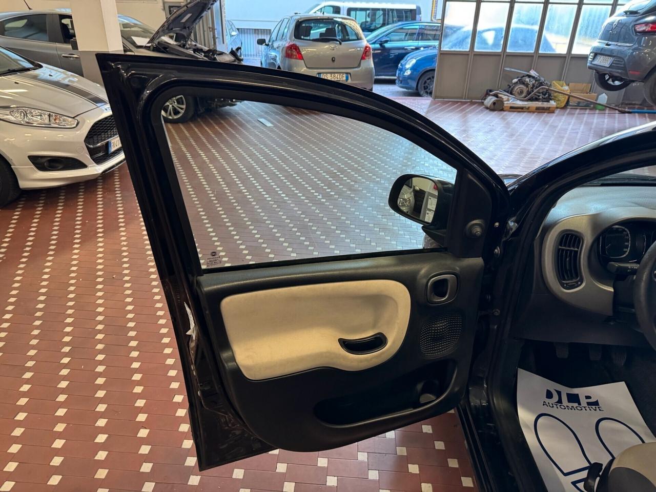 Fiat Panda 1.2 Lounge - NEOPATENTATI - UNICO PROPRIETARIO