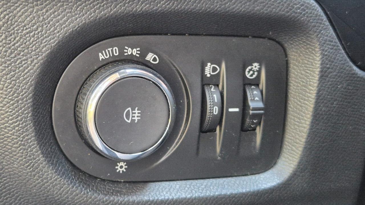 Opel Corsa 1.2 75CV 2021 PERFETTA Neopatent LEGGI TESTO
