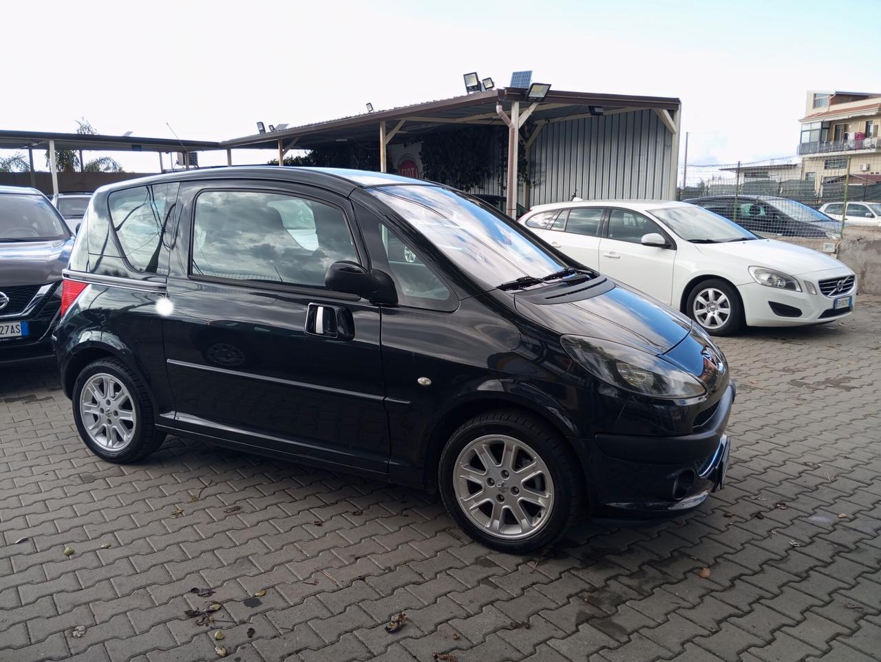 Peugeot 1007 1.4 Freddy