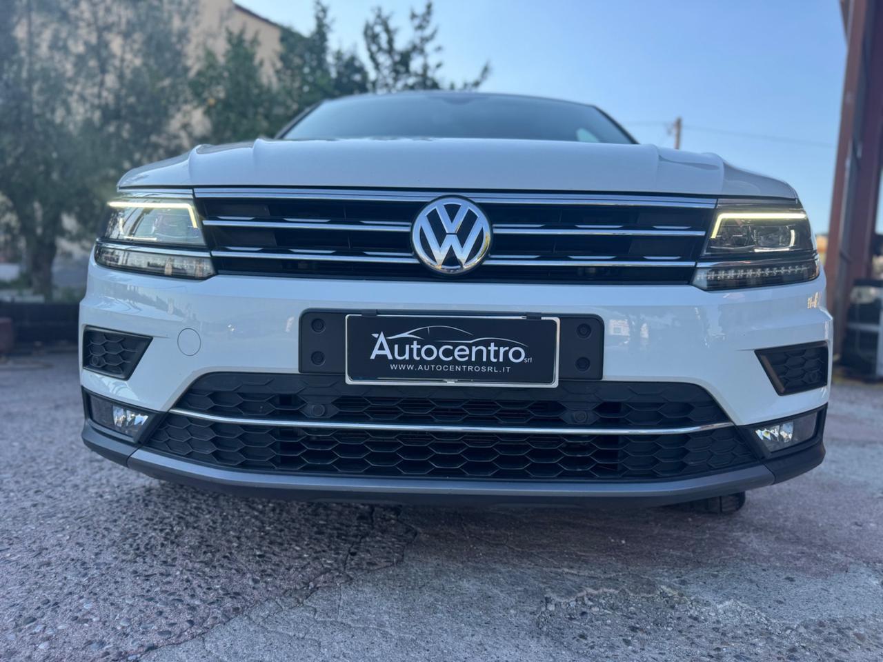 Volkswagen Tiguan 2.0 TDI SCR DSG 4MOTION Business BMT