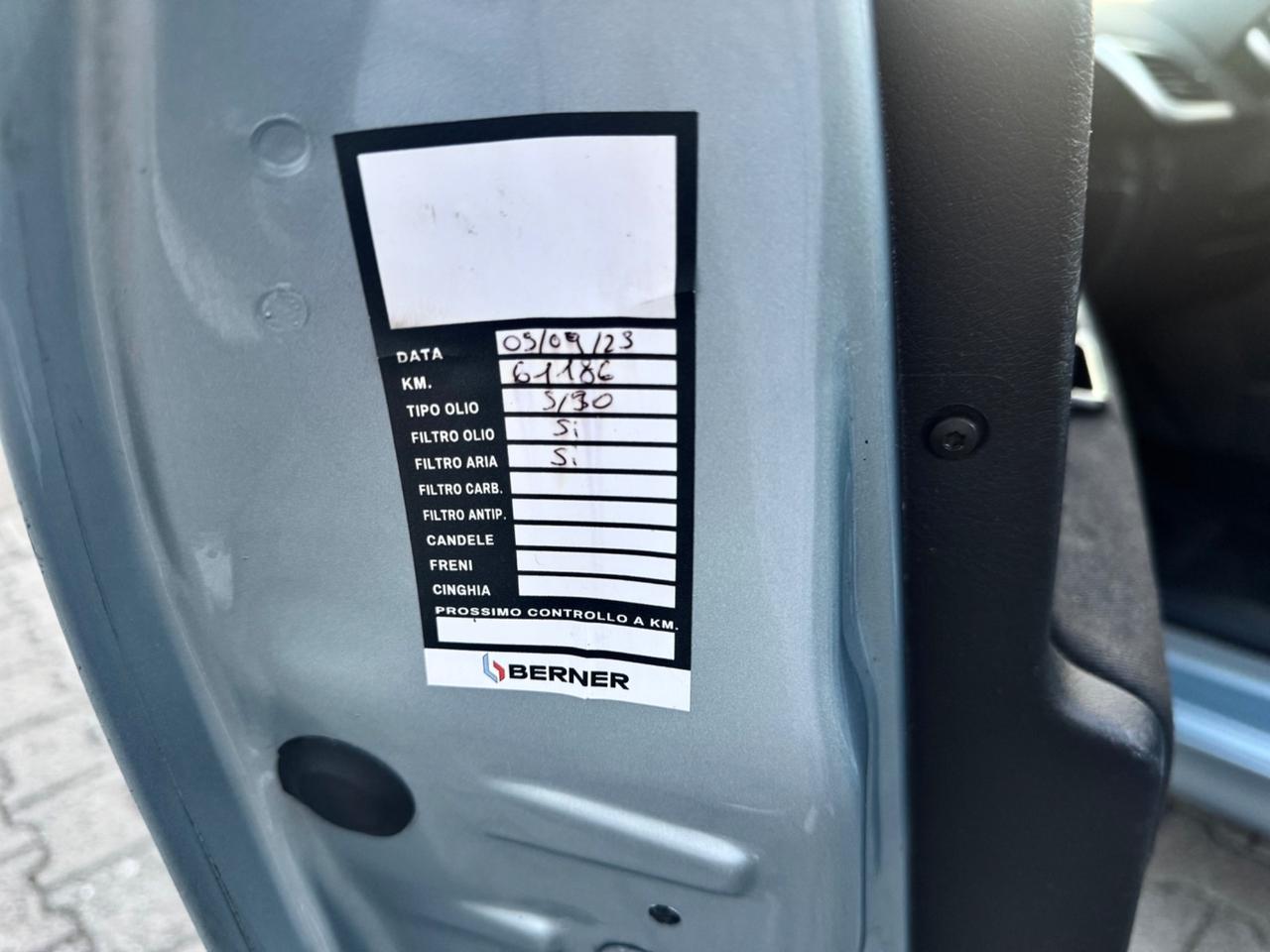 Peugeot 207 1.4 VTi 95CV SW 61.000km 2010