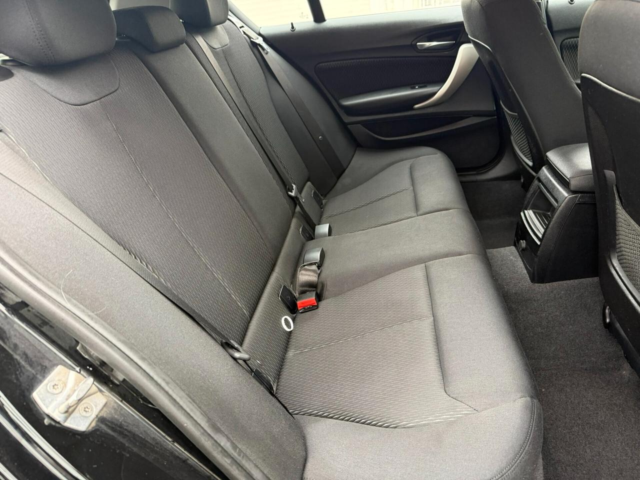 Bmw 116 116d 5p. Automatica Sport