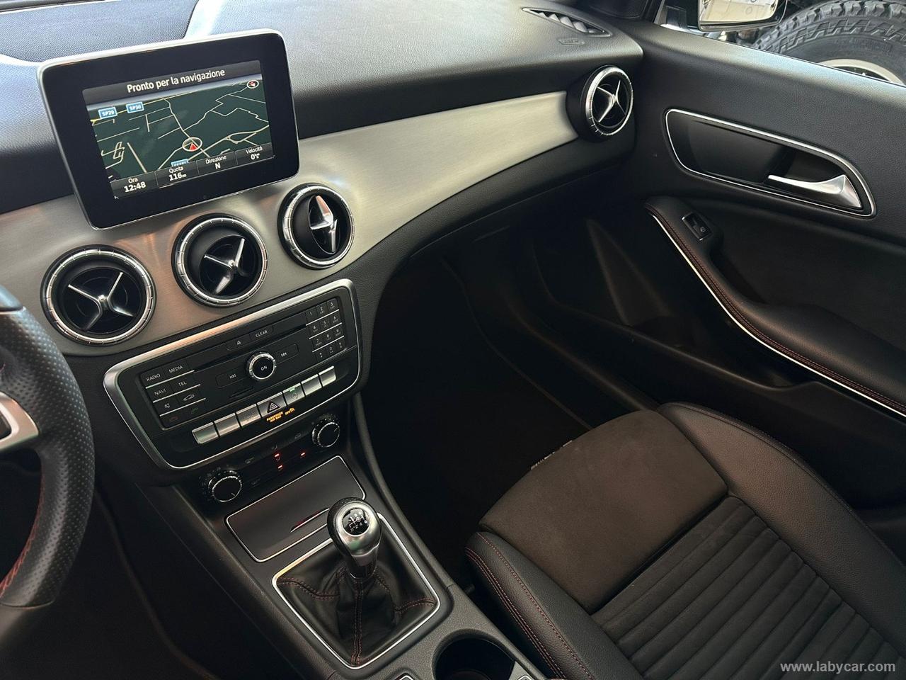 MERCEDES-BENZ CLA 200 d S.W. Premium