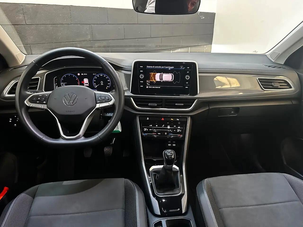 VOLKSWAGEN T-ROC 1.0 tsi STYLE 115cv COME NUOVA IVA ESPOSTA