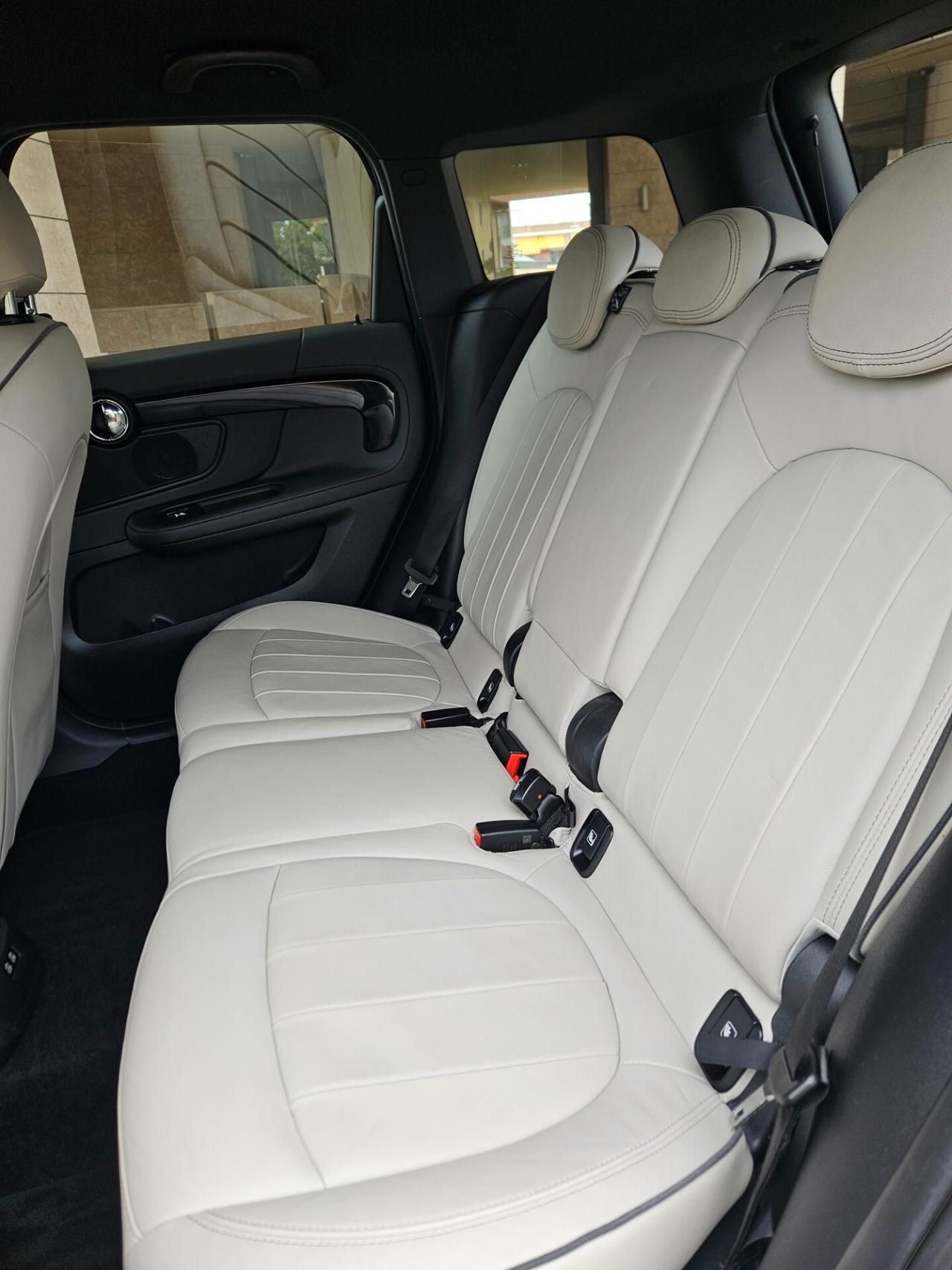 Mini Cooper D Countryman 2.0 ALL4