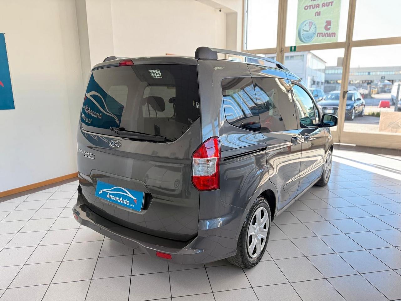 Ford Tourneo Courier 1.5 TDCI 2019