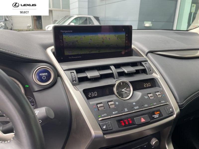 Lexus NX 300H 2.5 PREMIUM 4WD CVT