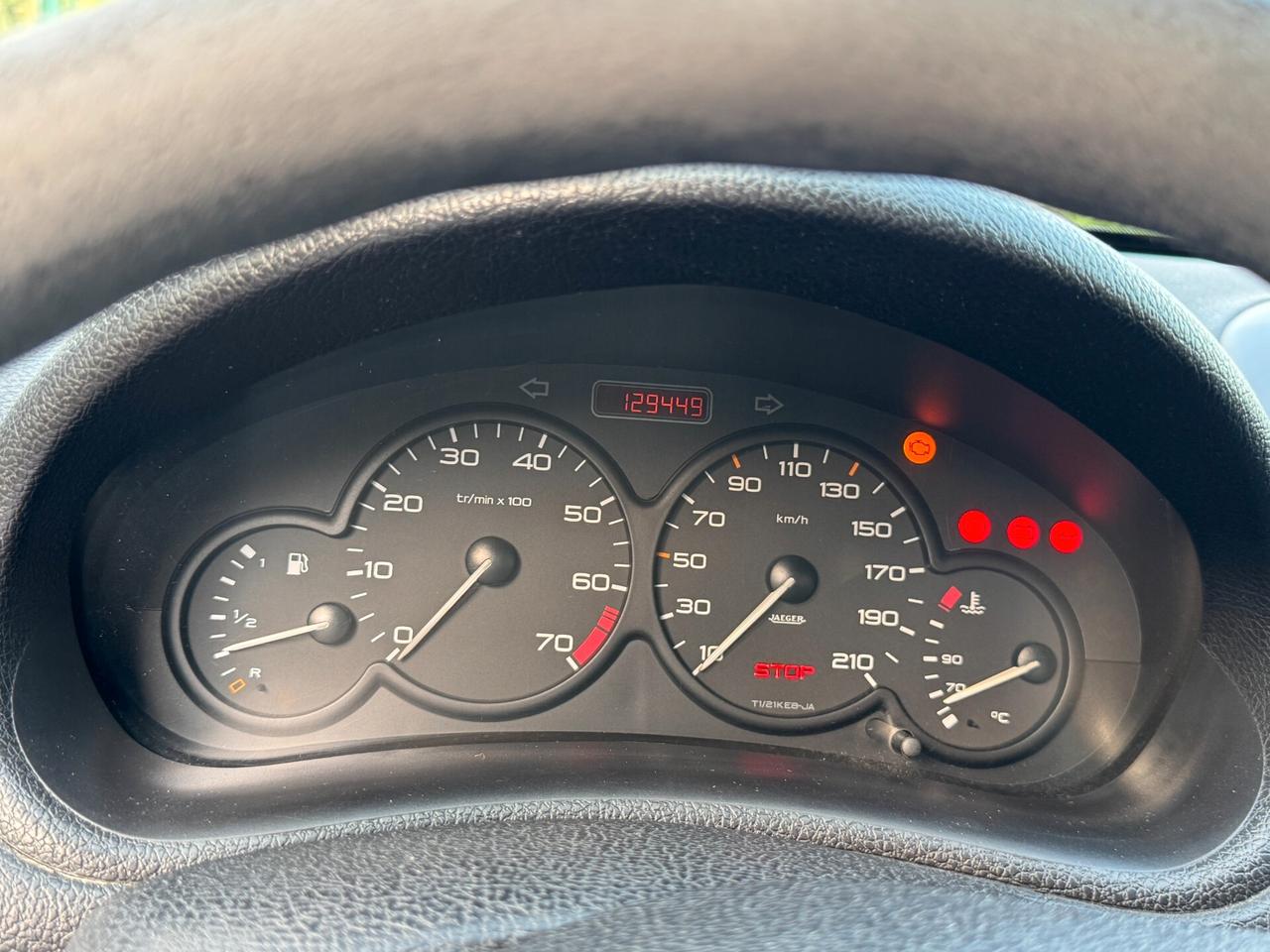Peugeot 206 1.1 5p. XT