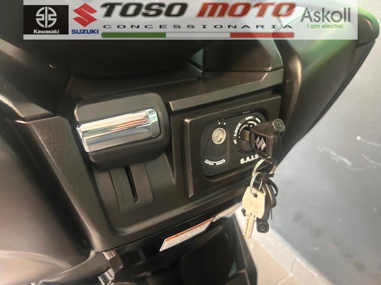 Suzuki Burgman AN 400