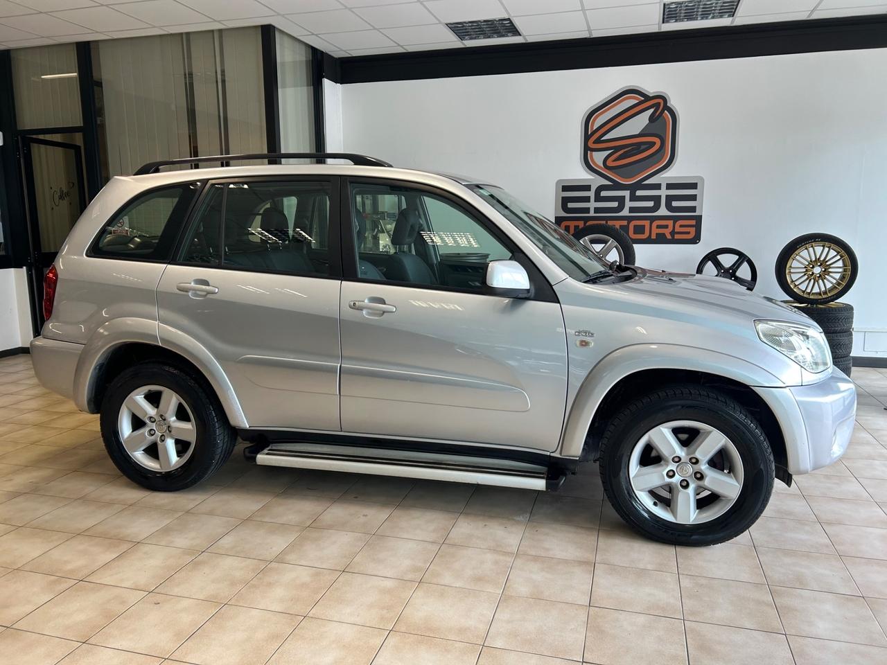 Toyota RAV4 - 2004 2.0 Tdi D-4D AUTOCARRO