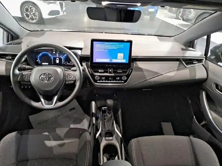 Toyota Corolla TS 1.8 Hybrid Active